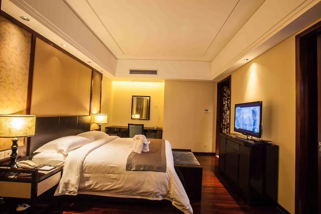 Zhujiang Nantian Resort 5*, Sanya